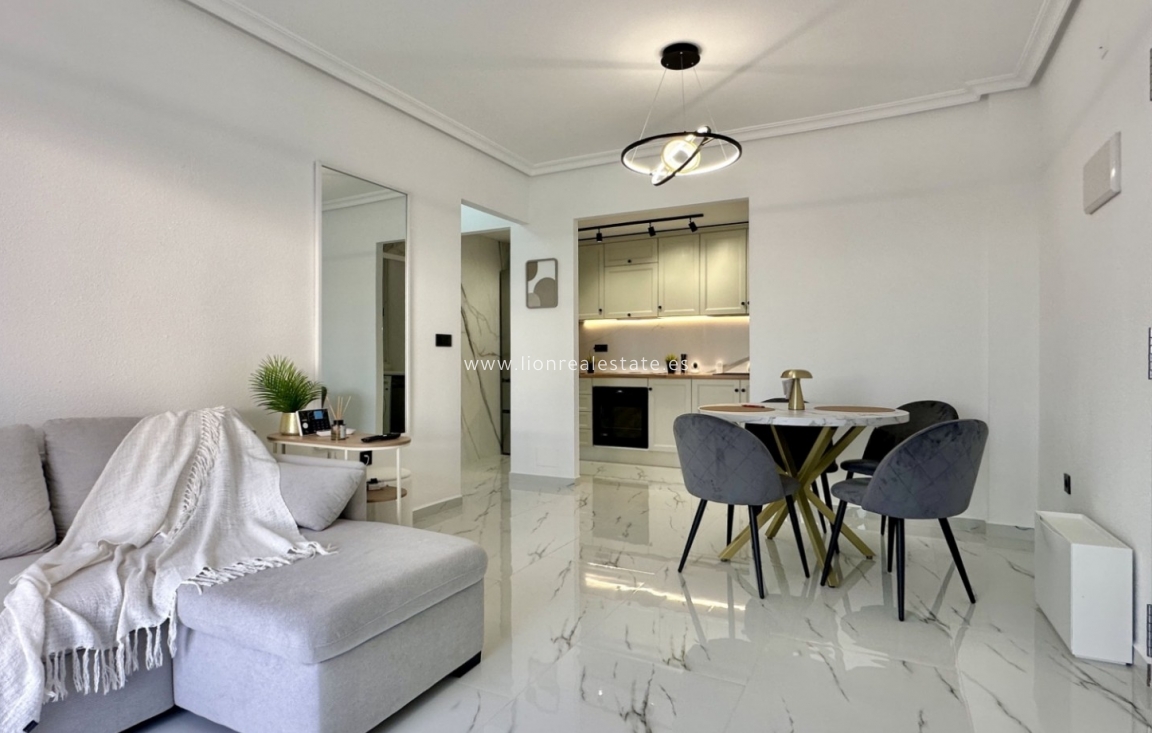 Перепродажа - Квартира / квартира - Orihuela Costa - Playa Flamenca