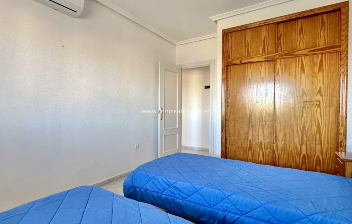 Перепродажа - Квартира / квартира - Orihuela Costa - Playa Flamenca