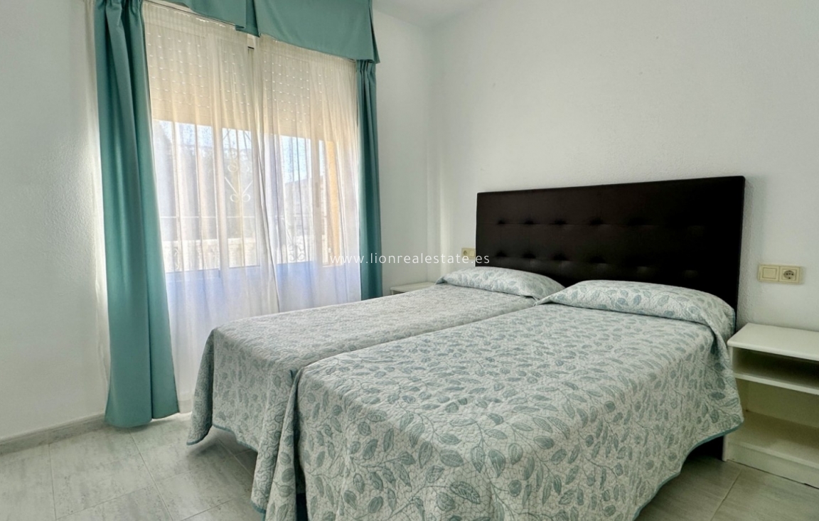 Перепродажа - Квартира / квартира - Orihuela Costa - Playa Flamenca
