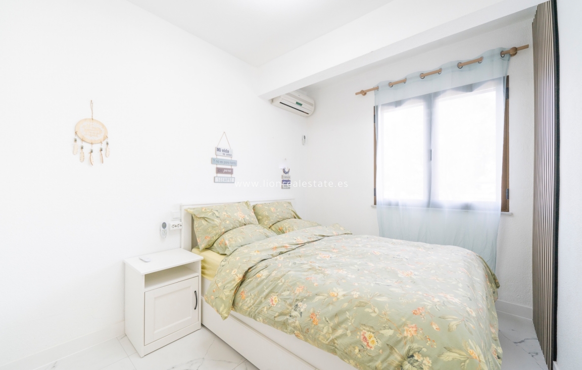 Перепродажа - Квартира / квартира - Orihuela Costa - Playa Flamenca