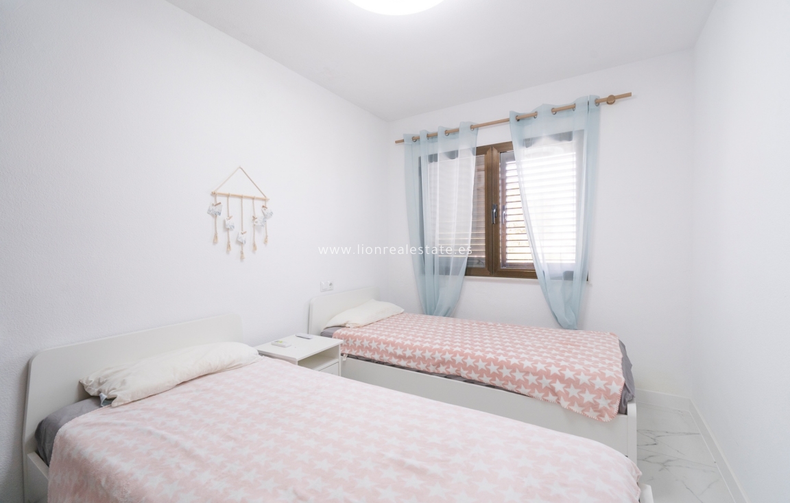 Перепродажа - Квартира / квартира - Orihuela Costa - Playa Flamenca