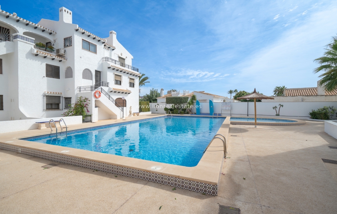 Перепродажа - Квартира / квартира - Orihuela Costa - Playa Flamenca