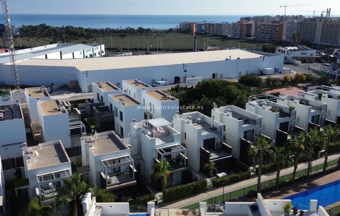 Перепродажа - Квартира / квартира - Orihuela Costa - Punta Prima