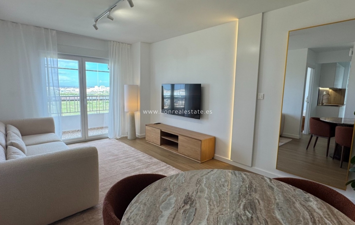 Перепродажа - Квартира / квартира - Orihuela Costa - Punta Prima