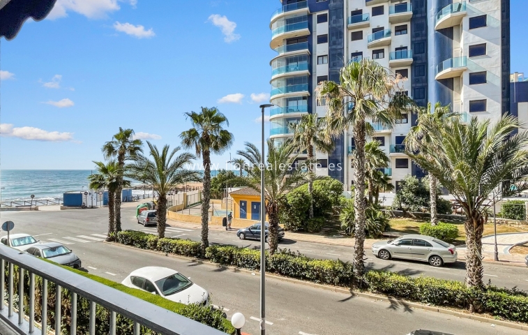 Перепродажа - Квартира / квартира - Orihuela Costa - Punta Prima