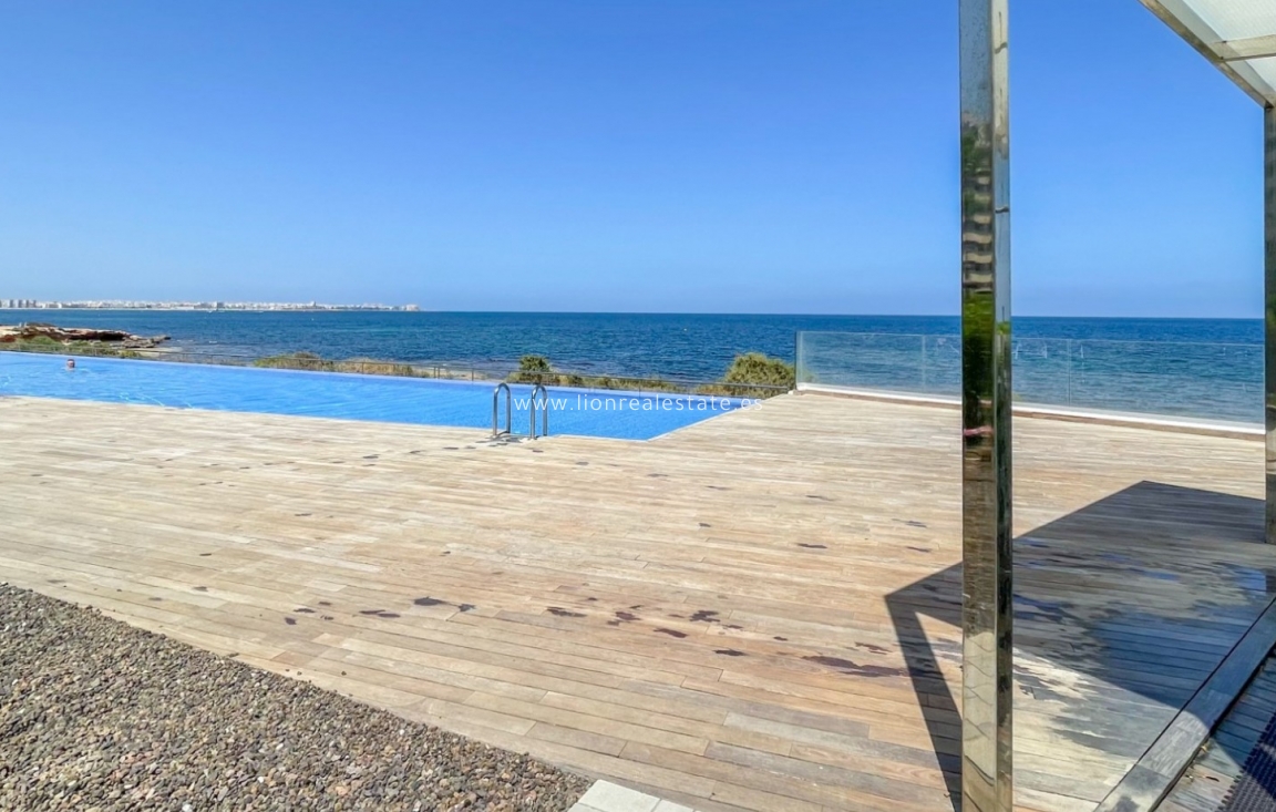 Перепродажа - Квартира / квартира - Orihuela Costa - Punta Prima