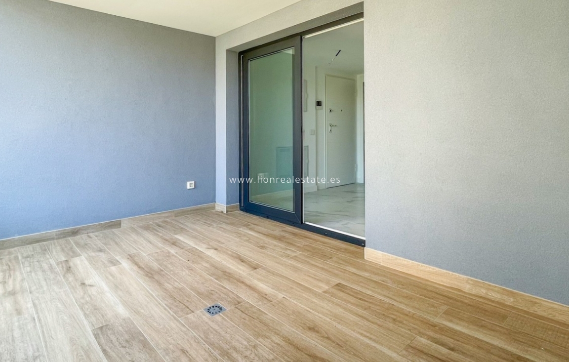 Перепродажа - Квартира / квартира - Orihuela Costa - Punta Prima