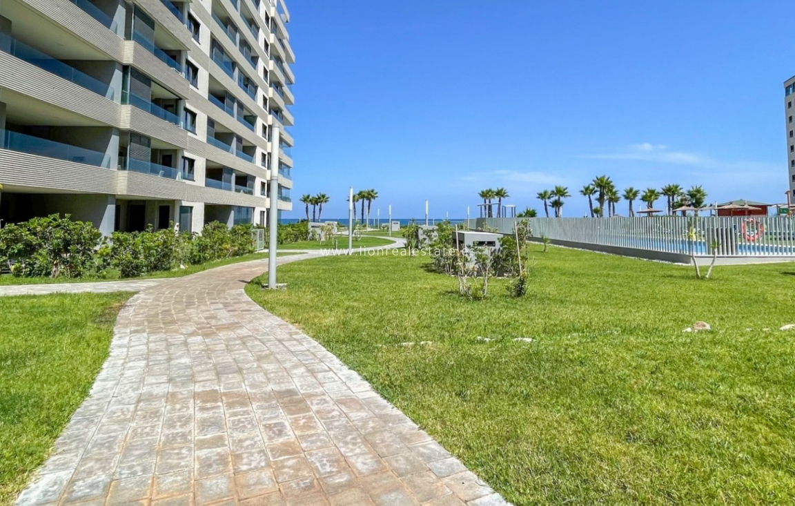 Перепродажа - Квартира / квартира - Orihuela Costa - Punta Prima