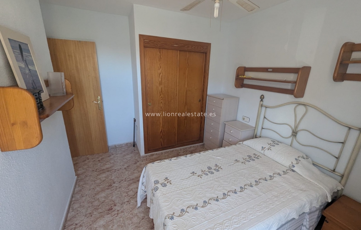 Перепродажа - Квартира / квартира - Orihuela Costa - Punta Prima