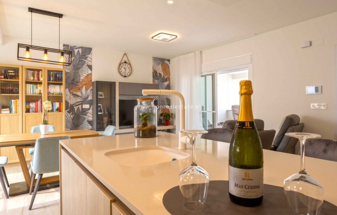 Перепродажа - Квартира / квартира - Orihuela Costa - Villamartín