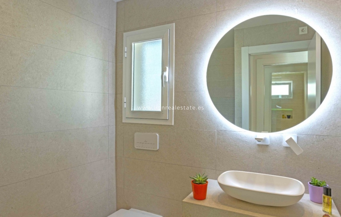 Перепродажа - Квартира / квартира - Orihuela Costa - Villamartín