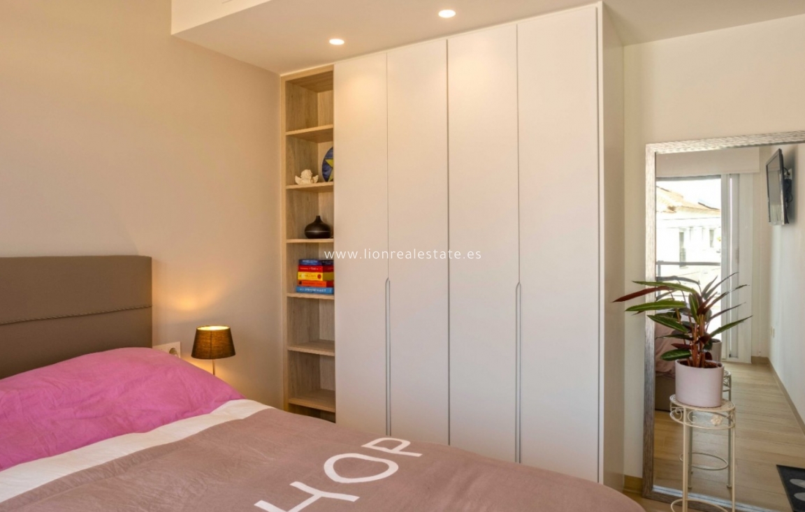 Перепродажа - Квартира / квартира - Orihuela Costa - Villamartín