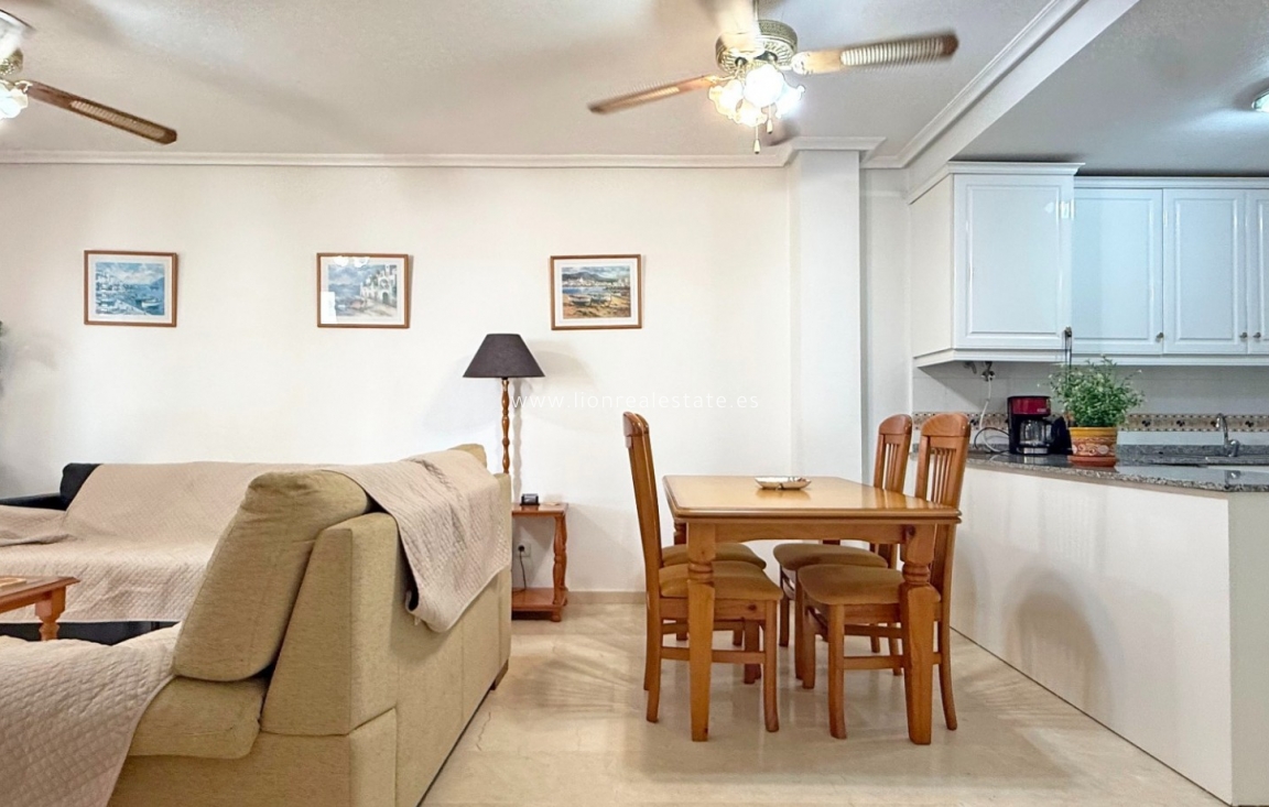 Перепродажа - Квартира / квартира - Orihuela Costa - Villamartín