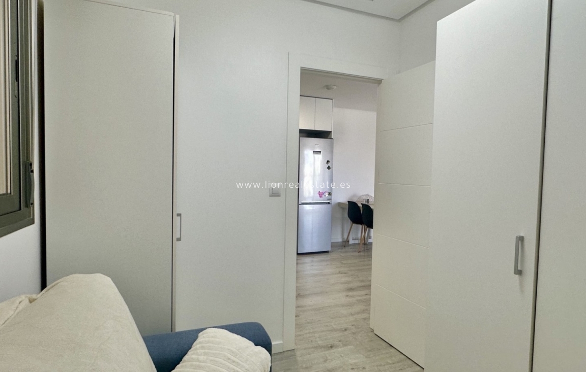 Перепродажа - Квартира / квартира - Orihuela Costa - Villamartín