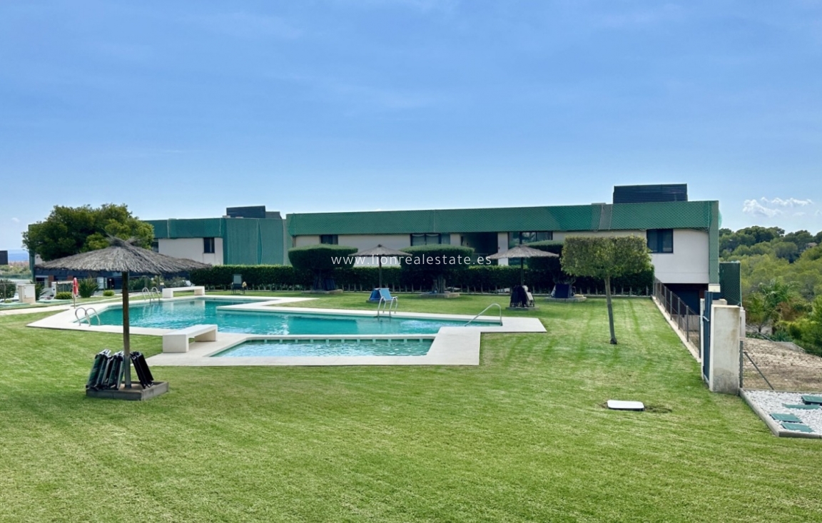 Перепродажа - Квартира / квартира - Orihuela Costa - Villamartín