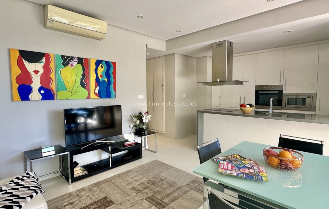 Перепродажа - Квартира / квартира - Orihuela Costa - Villamartín