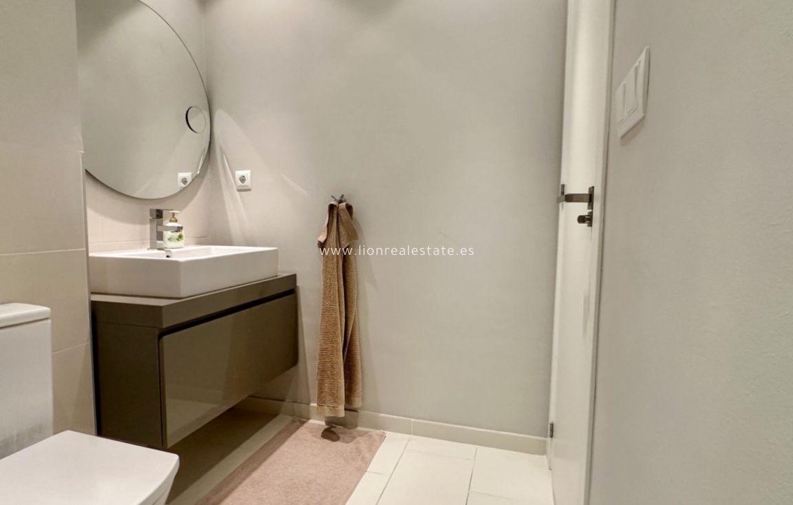 Перепродажа - Квартира / квартира - Orihuela Costa - Villamartín