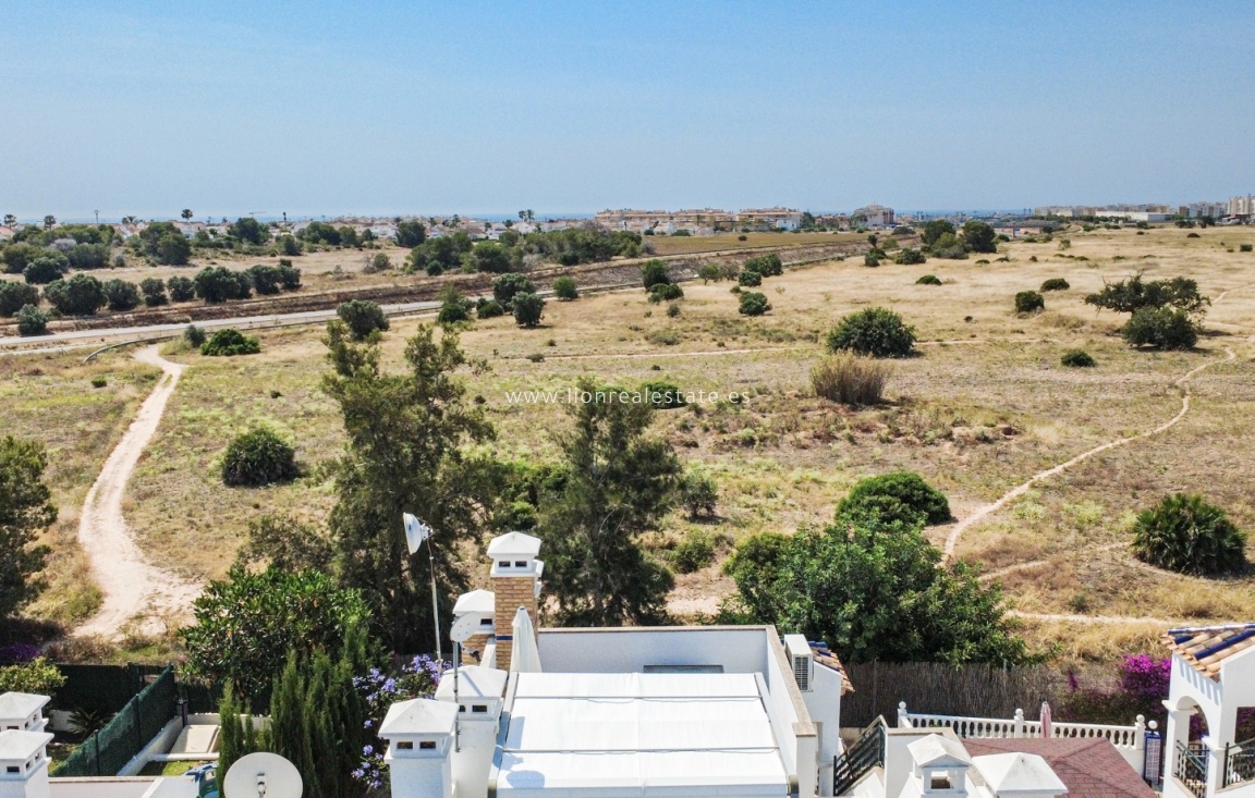Перепродажа - Квартира / квартира - Orihuela Costa - Villamartín
