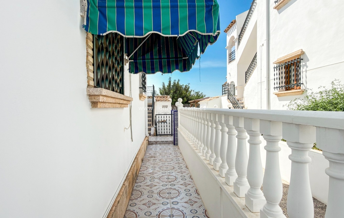 Перепродажа - Квартира / квартира - Orihuela Costa - Villamartín