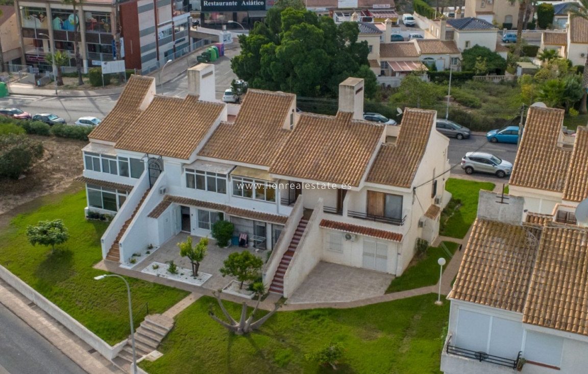 Перепродажа - Квартира / квартира - Orihuela Costa - Villamartín