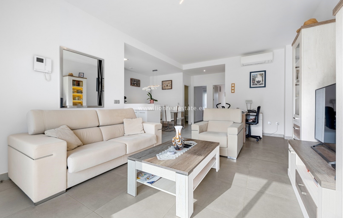 Перепродажа - Квартира / квартира - Orihuela Costa - Villamartín