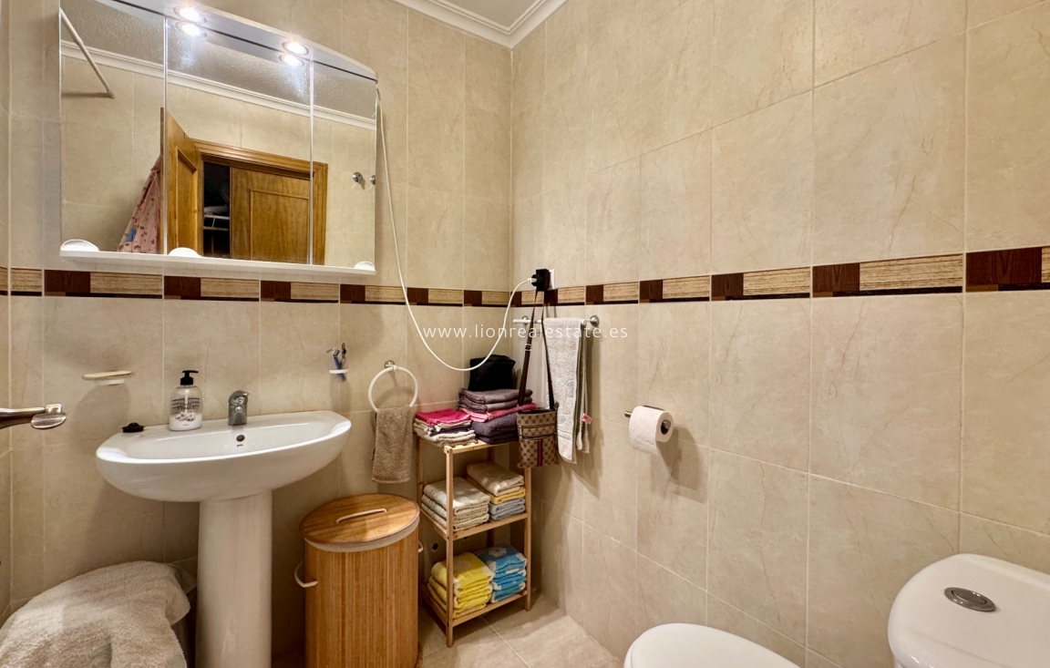 Перепродажа - Квартира / квартира - Orihuela Costa