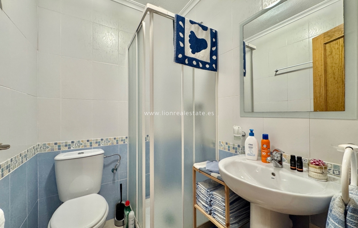 Перепродажа - Квартира / квартира - Orihuela Costa