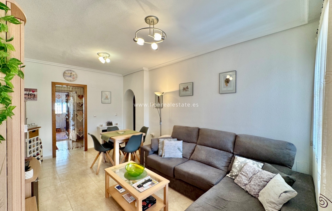 Перепродажа - Квартира / квартира - Orihuela Costa
