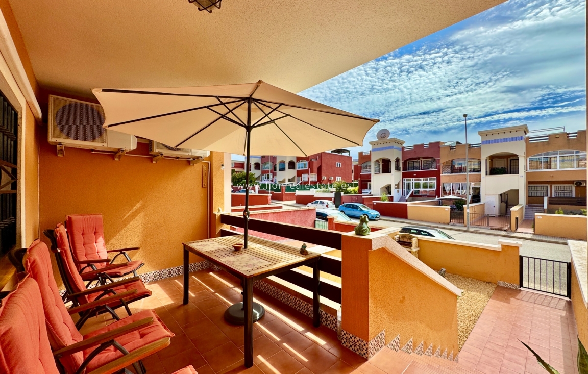 Перепродажа - Квартира / квартира - Orihuela Costa