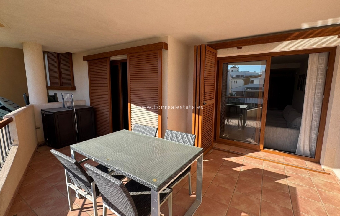 Перепродажа - Квартира / квартира - Punta Prima