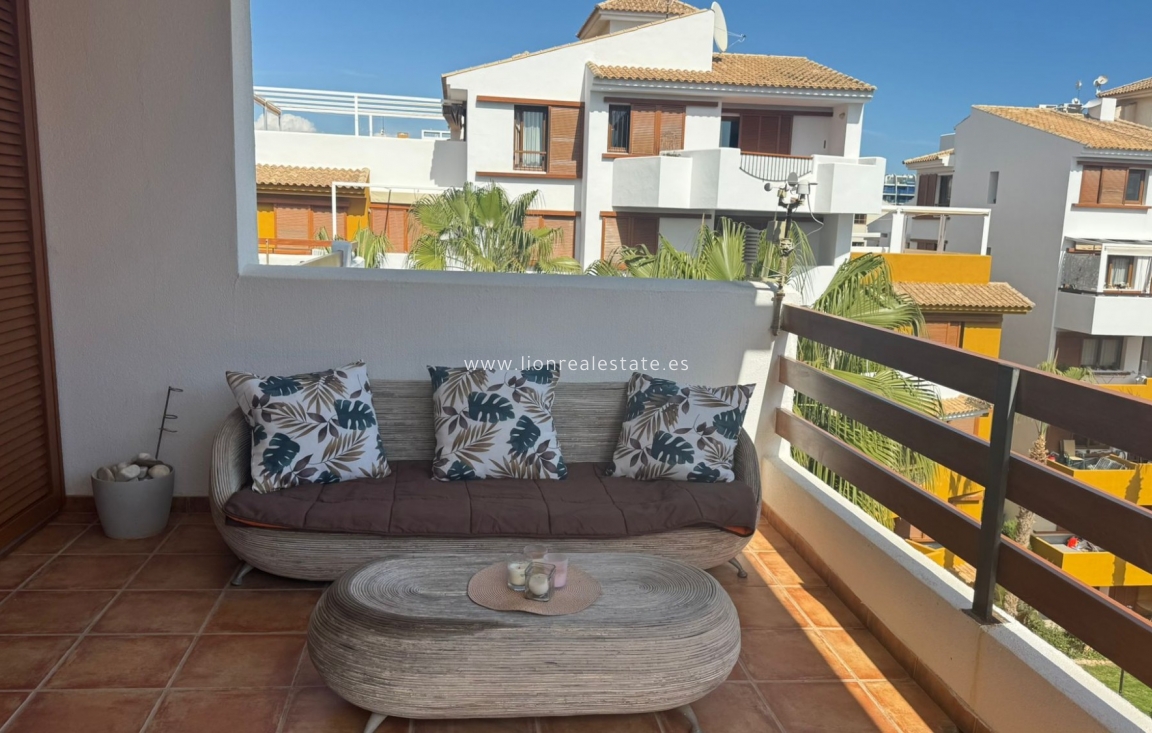 Перепродажа - Квартира / квартира - Punta Prima