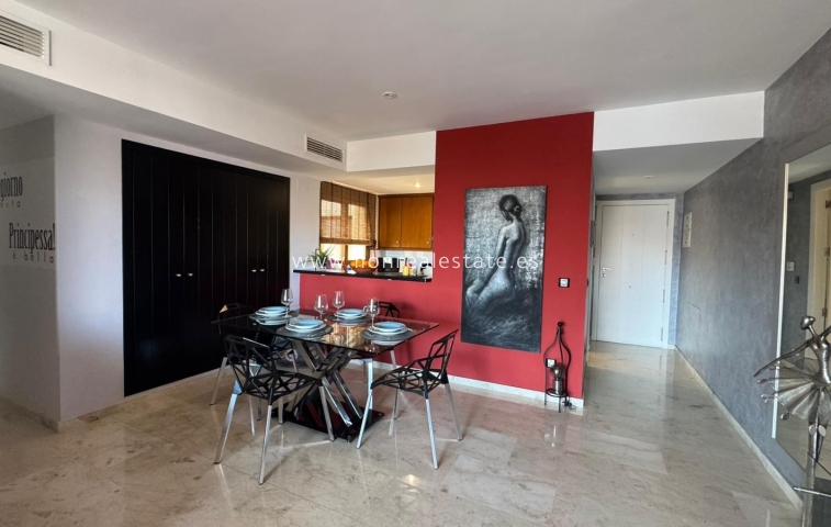 Перепродажа - Квартира / квартира - Punta Prima