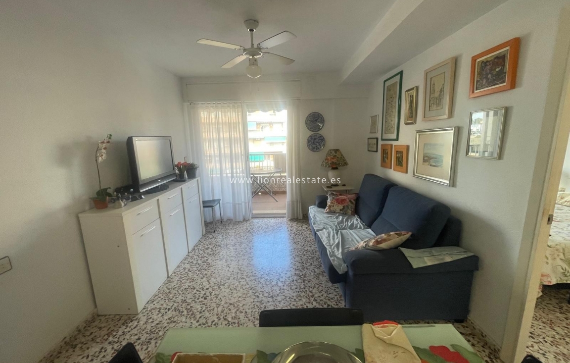 Перепродажа - Квартира / квартира - Punta Prima