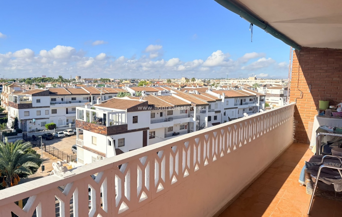 Перепродажа - Квартира / квартира - Punta Prima