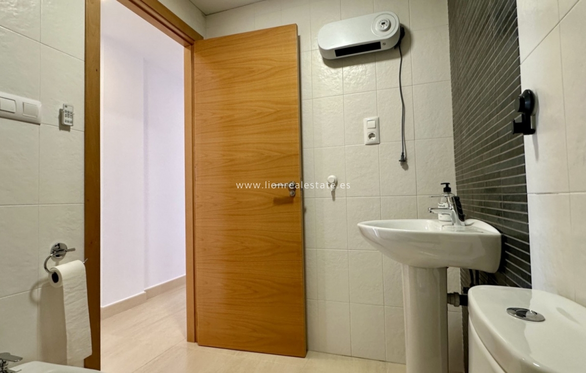 Перепродажа - Квартира / квартира - San Miguel de Salinas