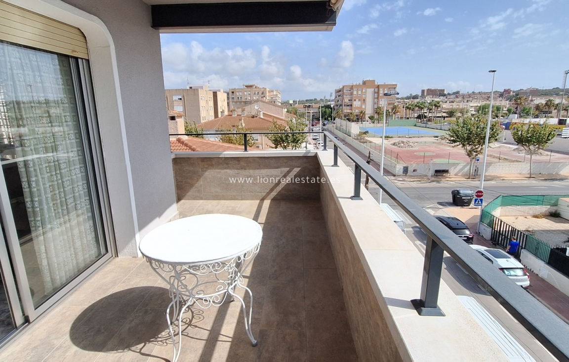 Перепродажа - Квартира / квартира - Santa Pola - Gran Playa