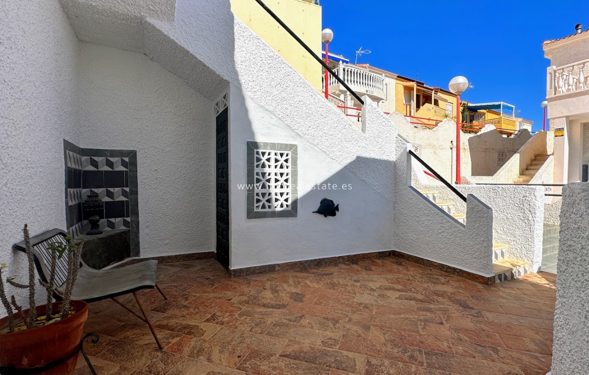 Перепродажа - Квартира / квартира - Torrevieja - Cabo Cervera