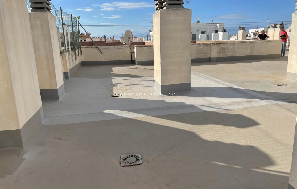 Перепродажа - Квартира / квартира - Torrevieja - Centro