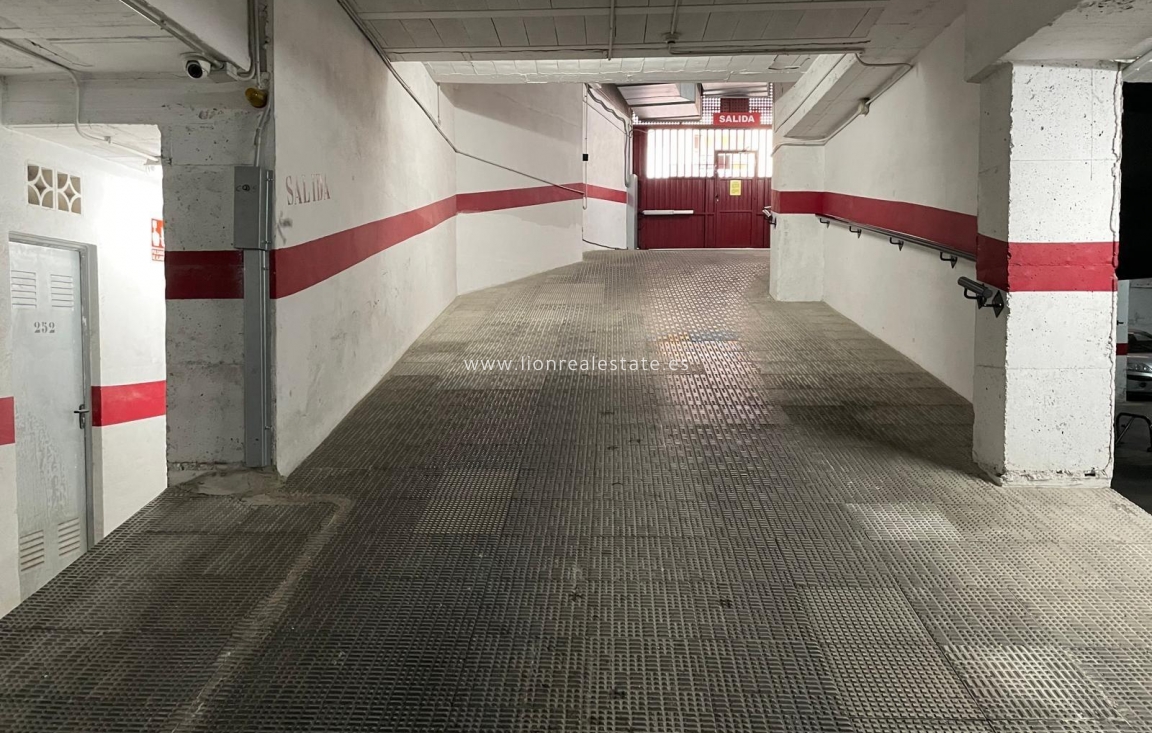 Перепродажа - Квартира / квартира - Torrevieja - Centro