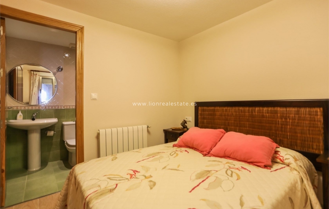 Перепродажа - Квартира / квартира - Torrevieja - Centro