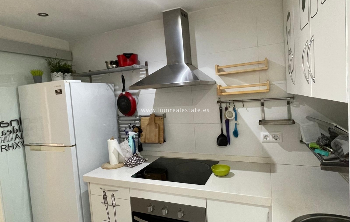 Перепродажа - Квартира / квартира - Torrevieja - Centro