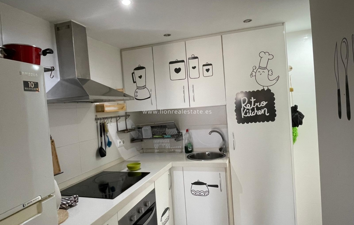 Перепродажа - Квартира / квартира - Torrevieja - Centro