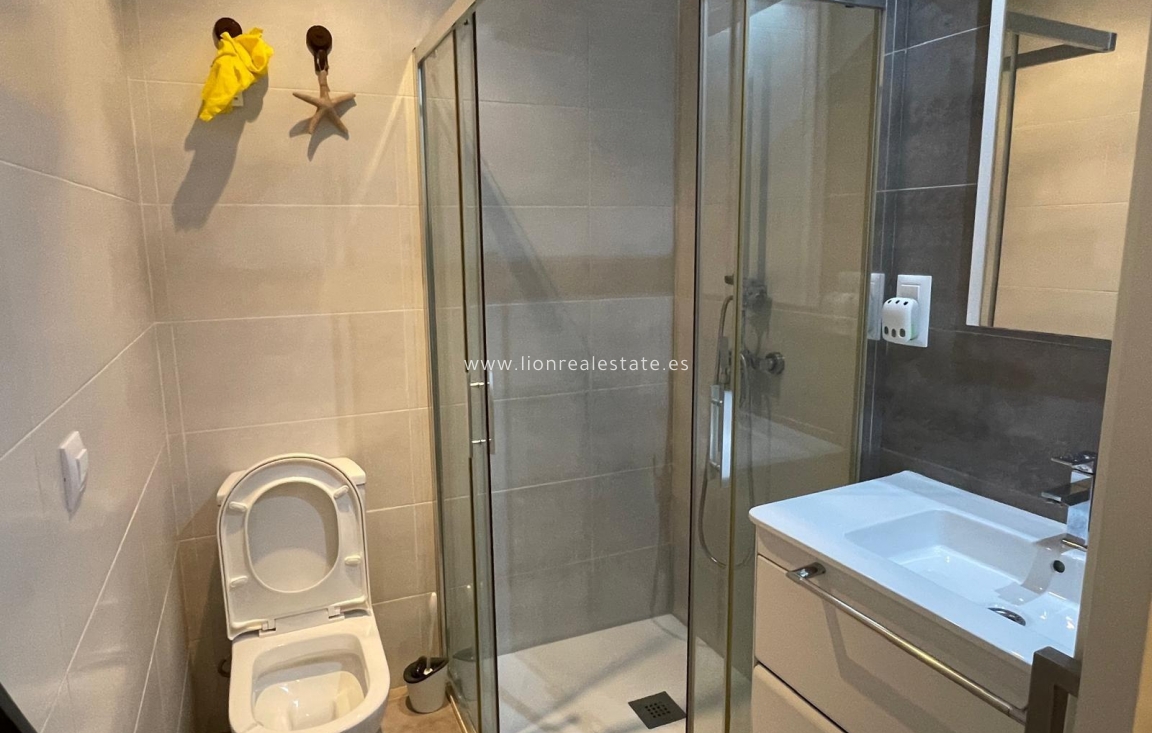 Перепродажа - Квартира / квартира - Torrevieja - Centro