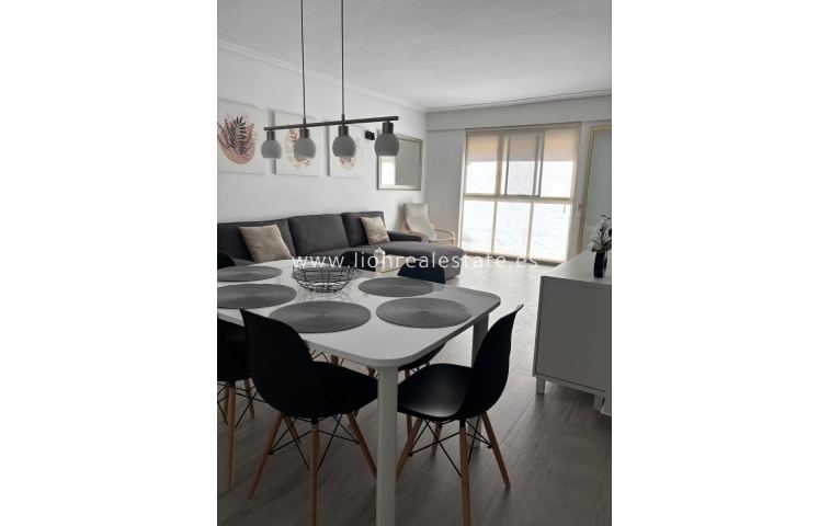 Перепродажа - Квартира / квартира - Torrevieja - Centro