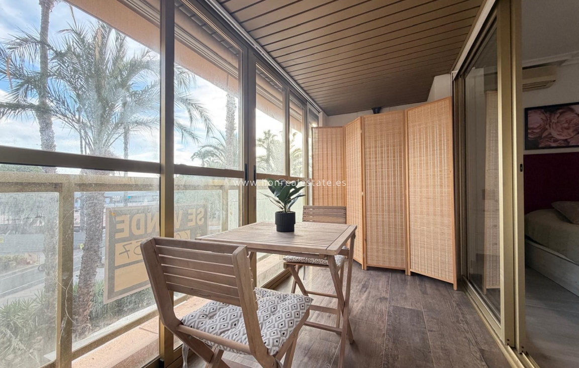 Перепродажа - Квартира / квартира - Torrevieja - Centro