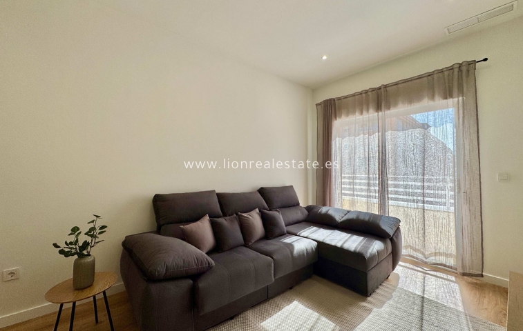 Перепродажа - Квартира / квартира - Torrevieja - Centro