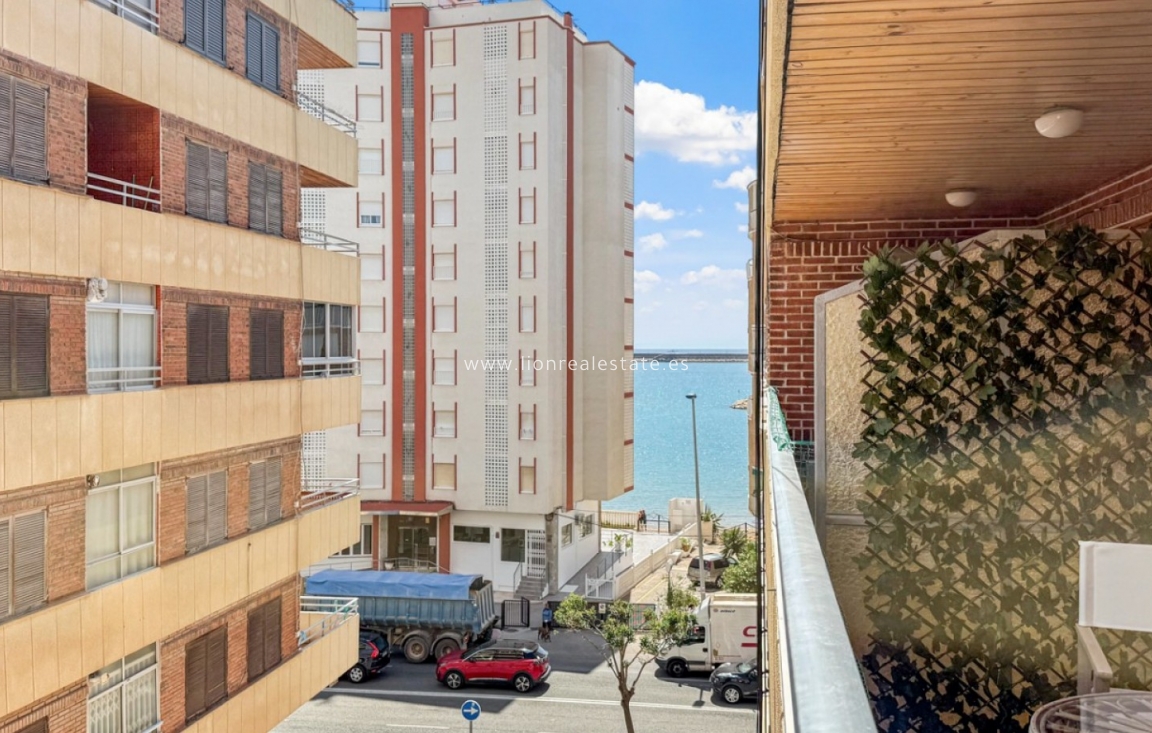 Перепродажа - Квартира / квартира - Torrevieja - El Acequión - Los Náufragos