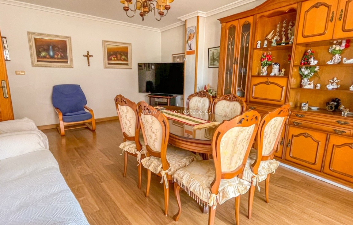 Перепродажа - Квартира / квартира - Torrevieja - El Acequión - Los Náufragos