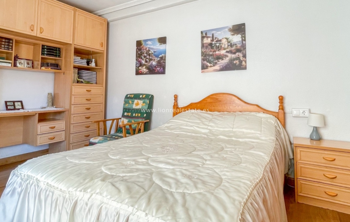 Перепродажа - Квартира / квартира - Torrevieja - El Acequión - Los Náufragos