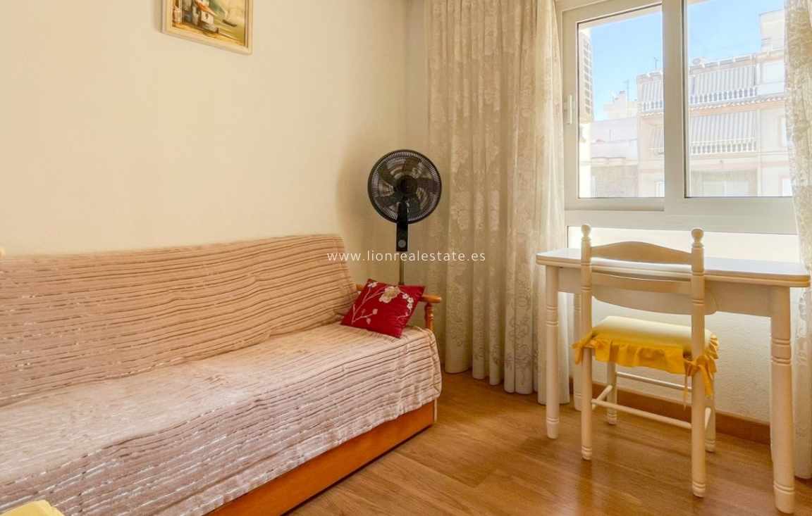 Перепродажа - Квартира / квартира - Torrevieja - El Acequión - Los Náufragos